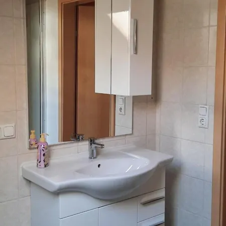 Ferienhuette Kaelberweide アパート ヒッティザウ